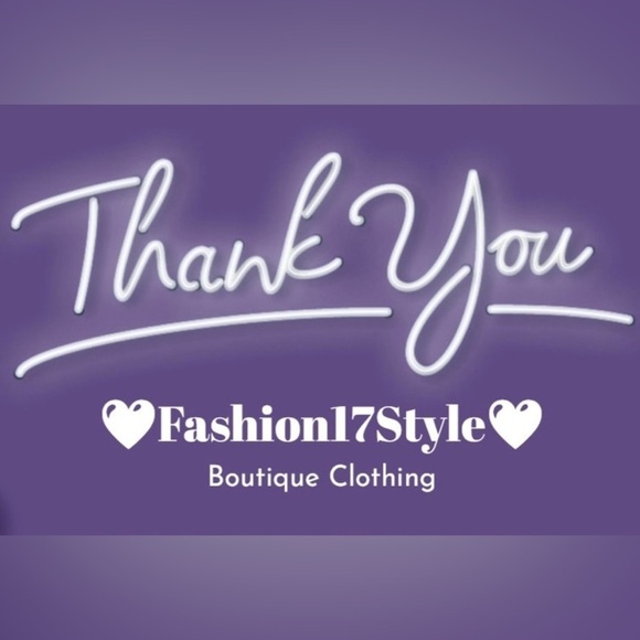 Green Padded Shoulder Skirt Set
New - Picture 7 of 8